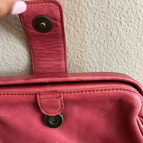 Perry Ellis Portfolio Leather Crossbody Purse - Picture 7 of 14